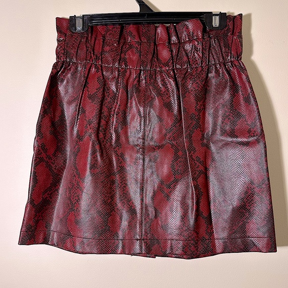 ZARA | Burgundy & Black Snakeskin Print Mini Skirt | EU M | VGUC - Picture 9 of 12
